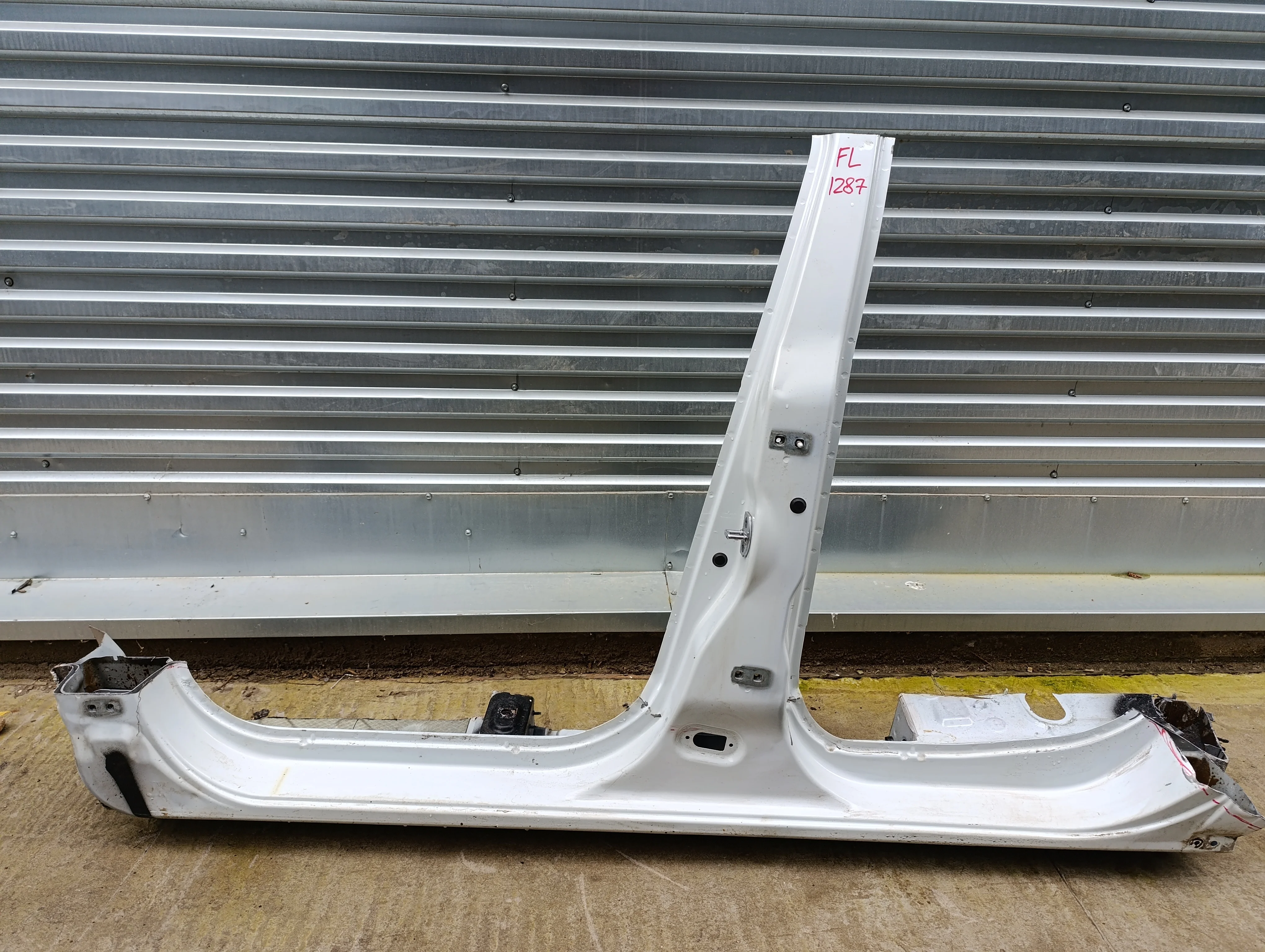 Порог со стойкой левый Kaptur 2016>