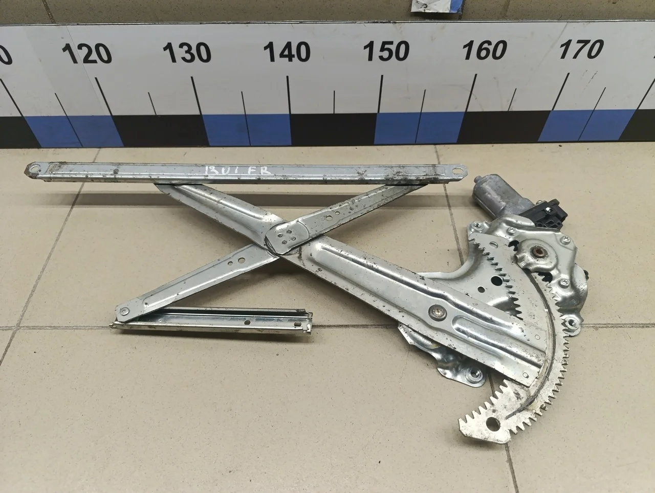 Стеклоподъемник электр. передний правый Outlander (GF) 2012>