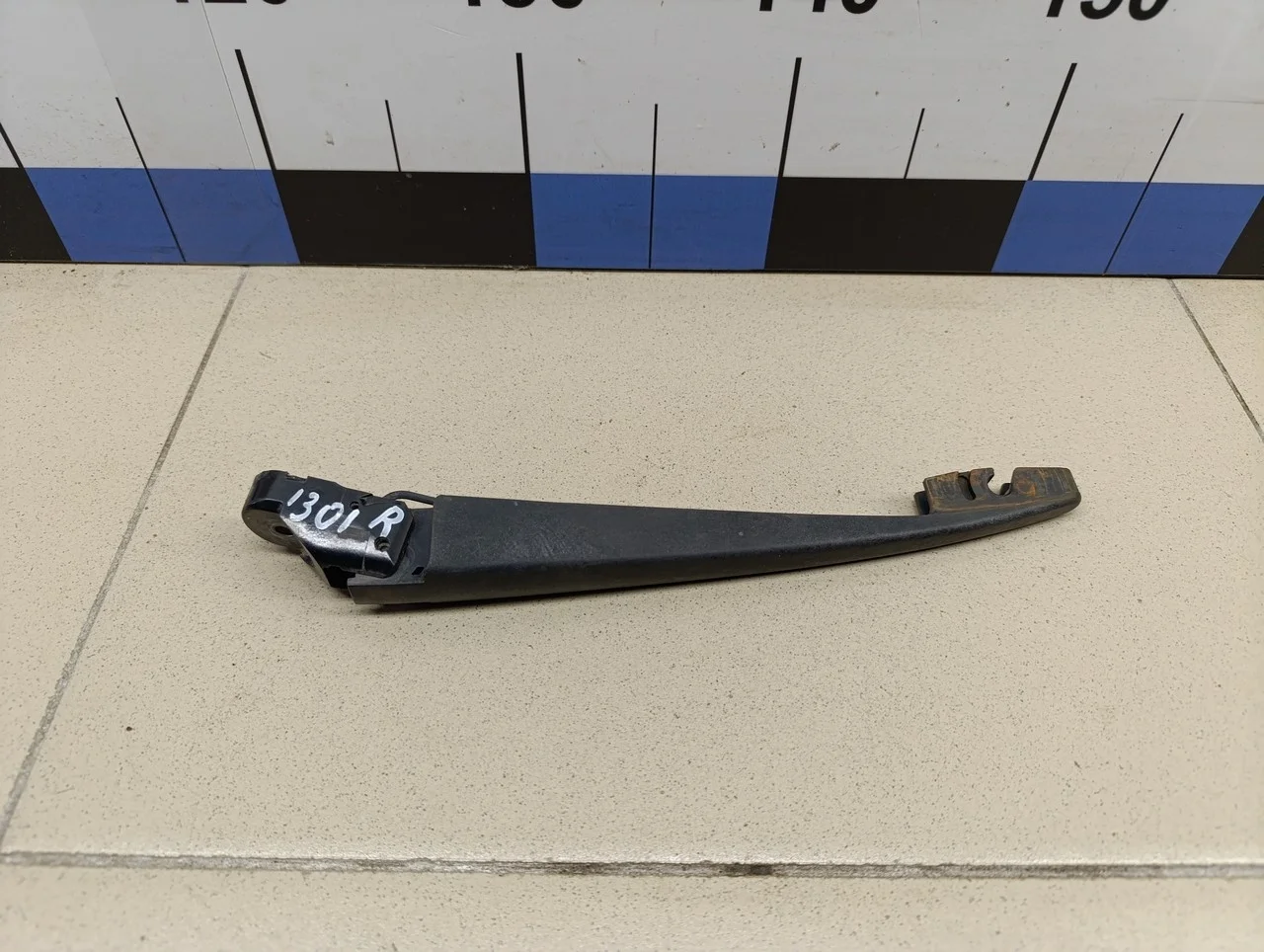 Поводок стеклоочистителя заднего Outlander (GF) 2012>