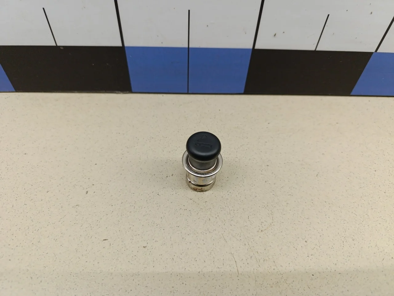 Прикуриватель ASX 2010-2016