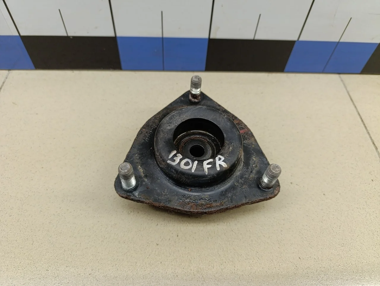 Опора переднего амортизатора Outlander (GF) 2012>