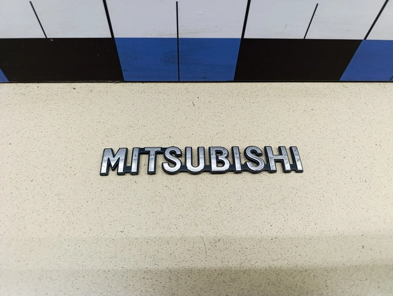 Эмблема на крышку багажника ASX 2010-2016