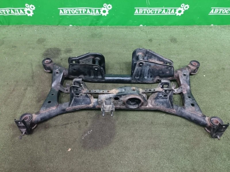 Подрамник Nissan X Trail 2002-2007 554008H700 T30, задний