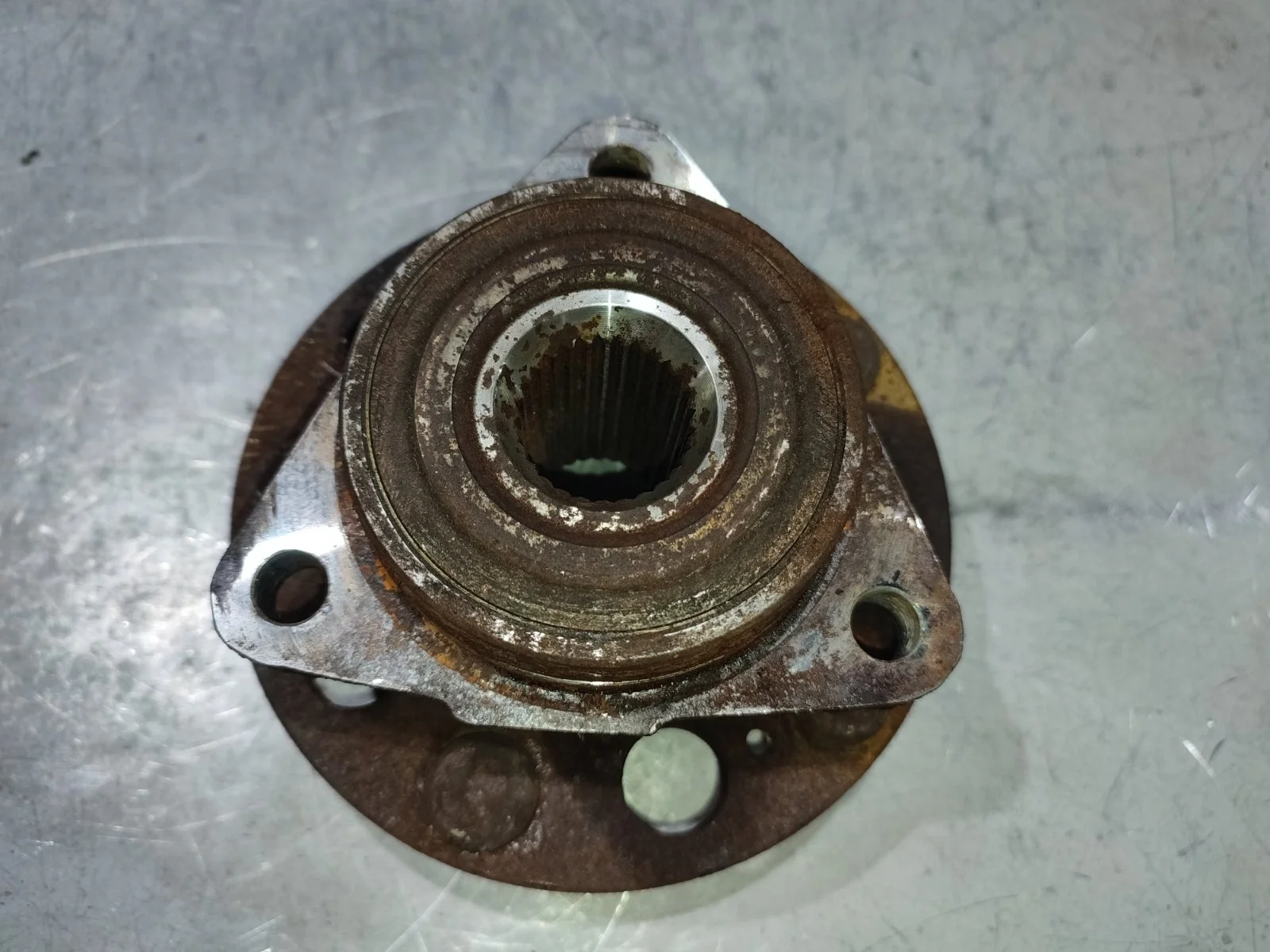 Ступица SsangYong Rexton 2009 Y250