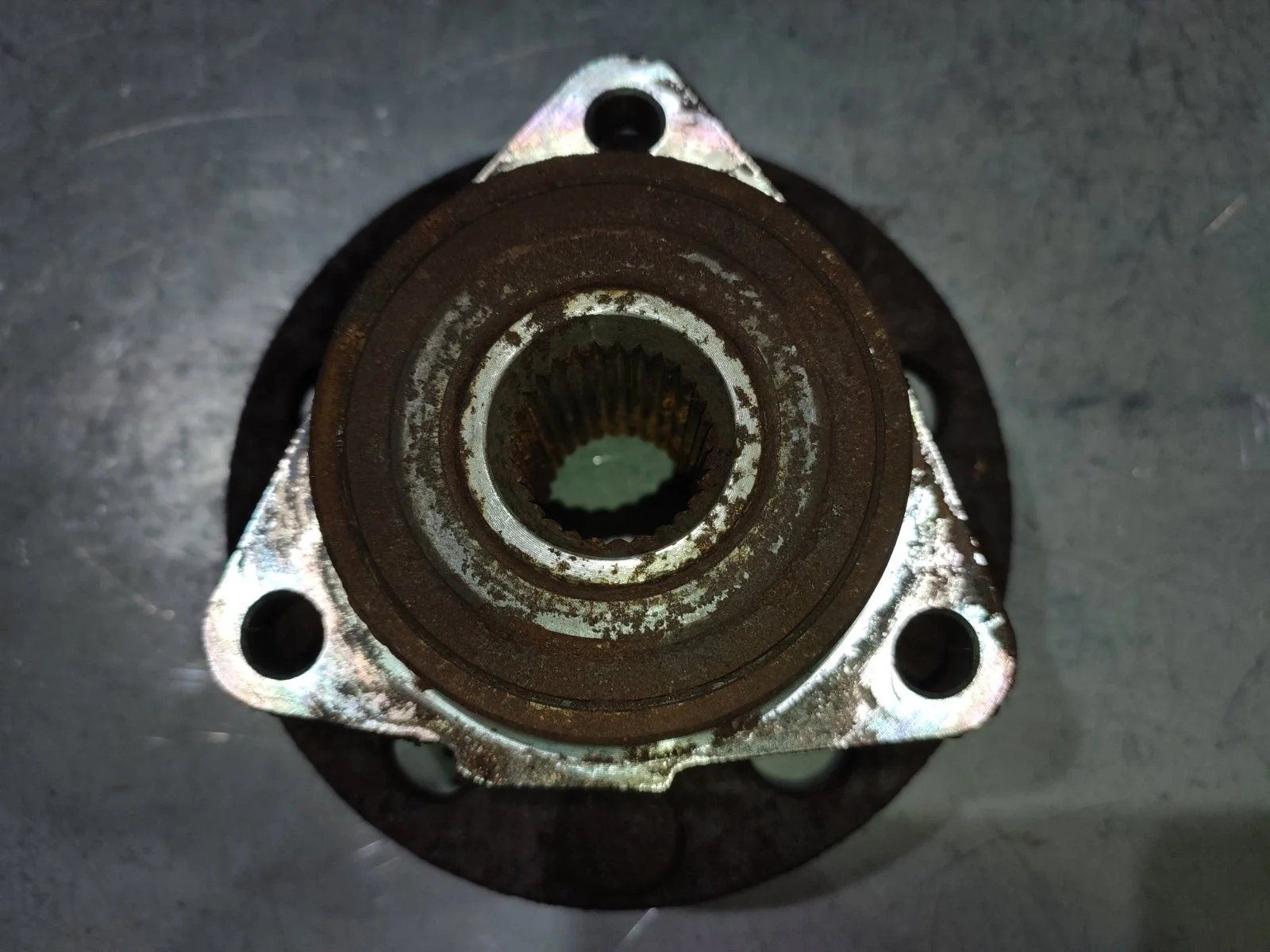 Ступица SsangYong Rexton 2009 Y250