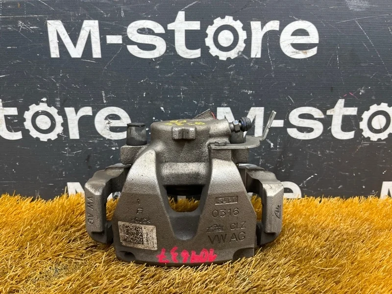 Суппорт Audi A4 2015 8W0615124 B9/8W CVK, передний правый