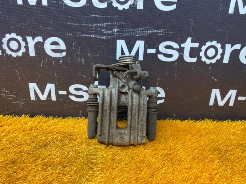 Суппорт Audi A4 2007 8E0615424G B7/8E ALT, задний правый