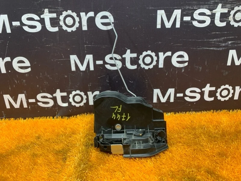 Замок двери Bmw 5-Series 2012 7318415 F10 N20B20A, передний левый