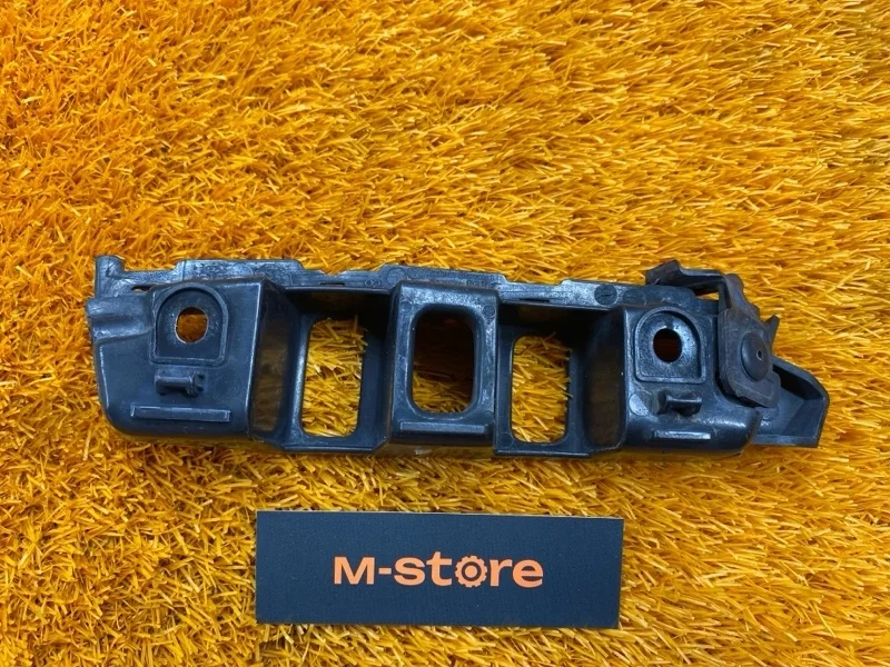 Крепление бампера Volkswagen Touareg 2011 7P6807183F 7P CGRA, переднее левое