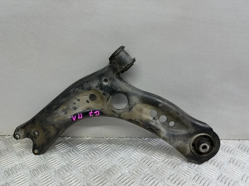 Рычаг нижний Volkswagen Golf 7