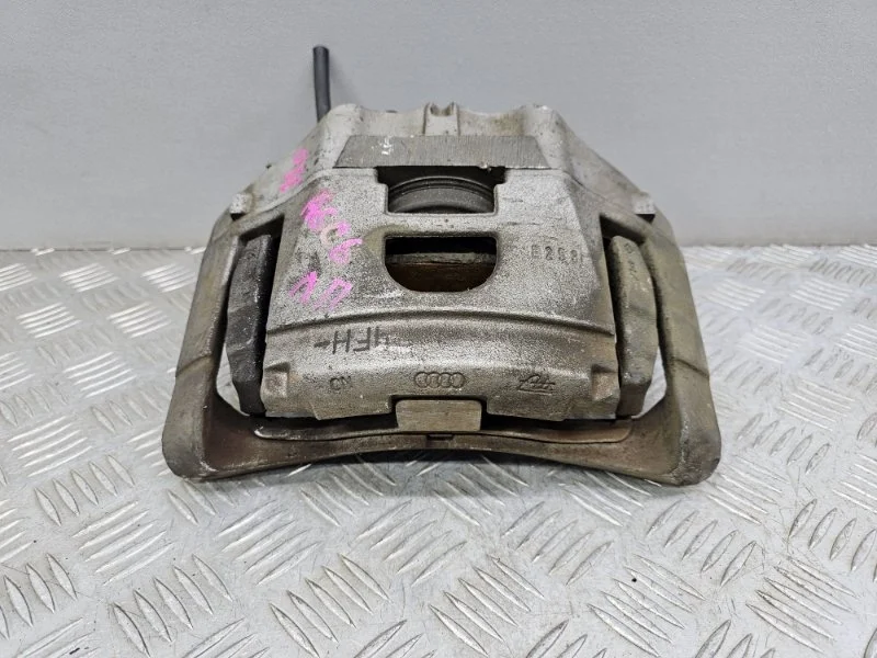 Суппорт Audi A6 C6