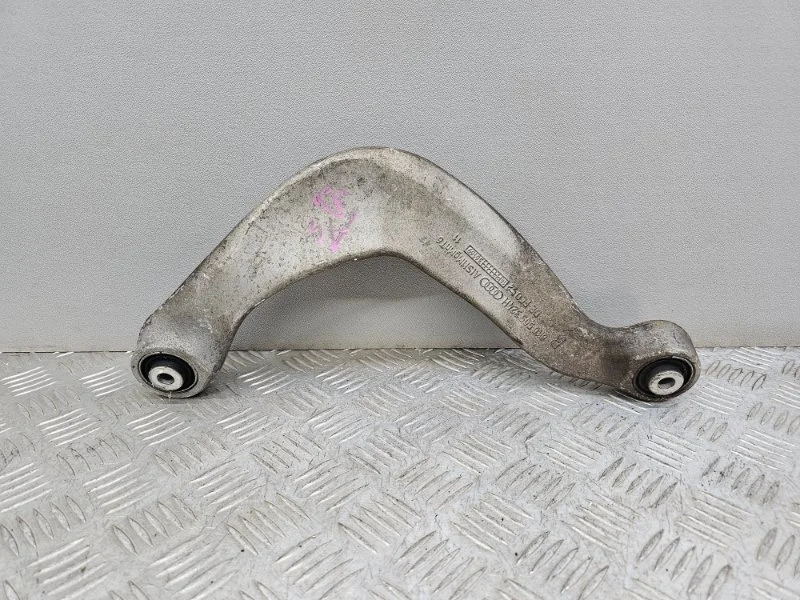 Рычаг верхний Audi A4 B8