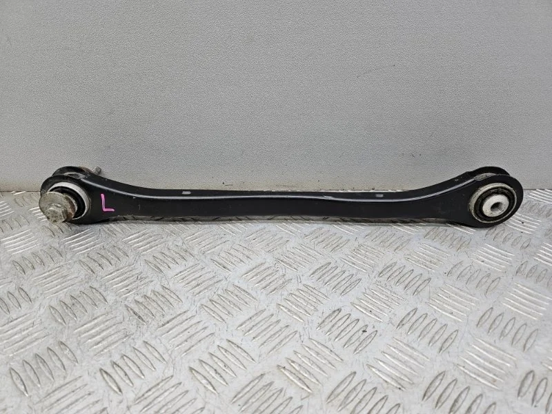 Рычаг нижний Audi A4 B9