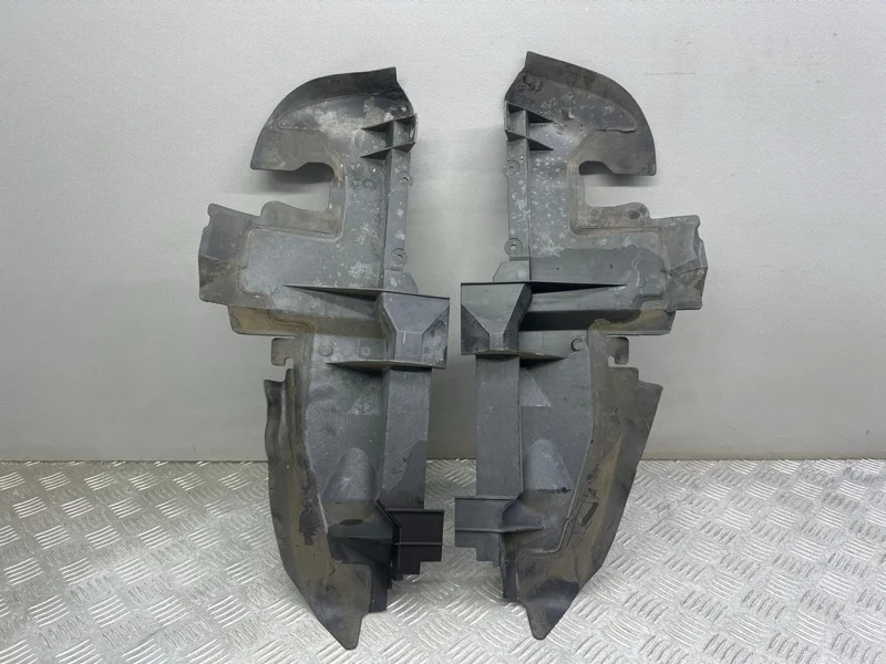 Дефлекторы радиатора Audi Q7 4L