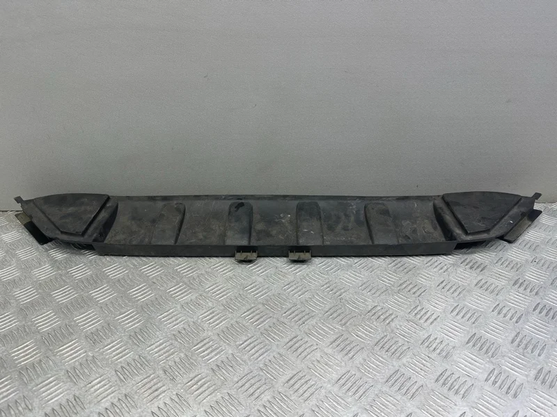 Накладка телевизора Audi Q7 4L