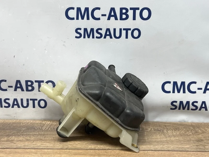 Бачок расширительный Mercedes-Benz Ml 2012 A1665000049 W166 642.826