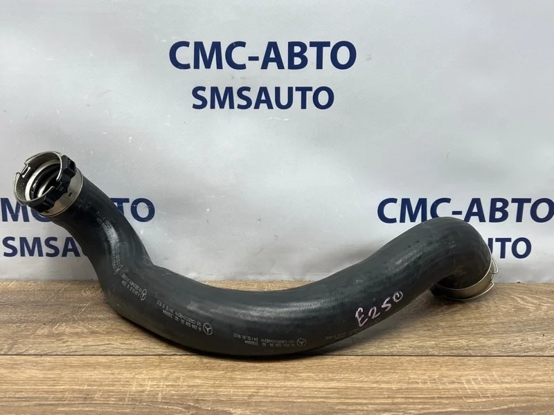 Патрубок интеркулера Mercedes-Benz E-Class 2012 A2045282682 W212 271.860, правый