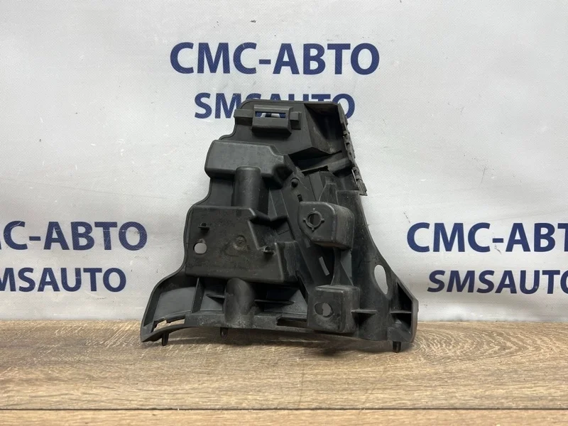 Кронштейн бампера Volvo Xc70 31214960 ХС70 3.0 B6304T4, передний левый