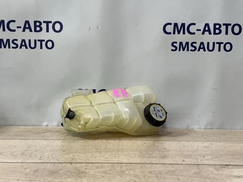 Бачок расширительный Volvo V40 Cross Country 31338764 V40 CROSS COUNTRY B5204T9