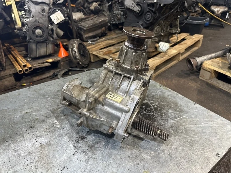 Раздатка редуктор Hyundai Santa Fe 2000-2007 4730039011 G6BA 2.7
