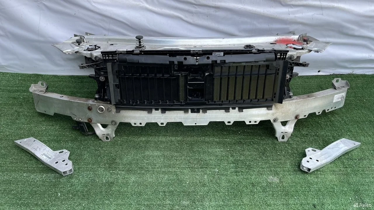 Панель передняя телевизор mercedes c257 cls-class