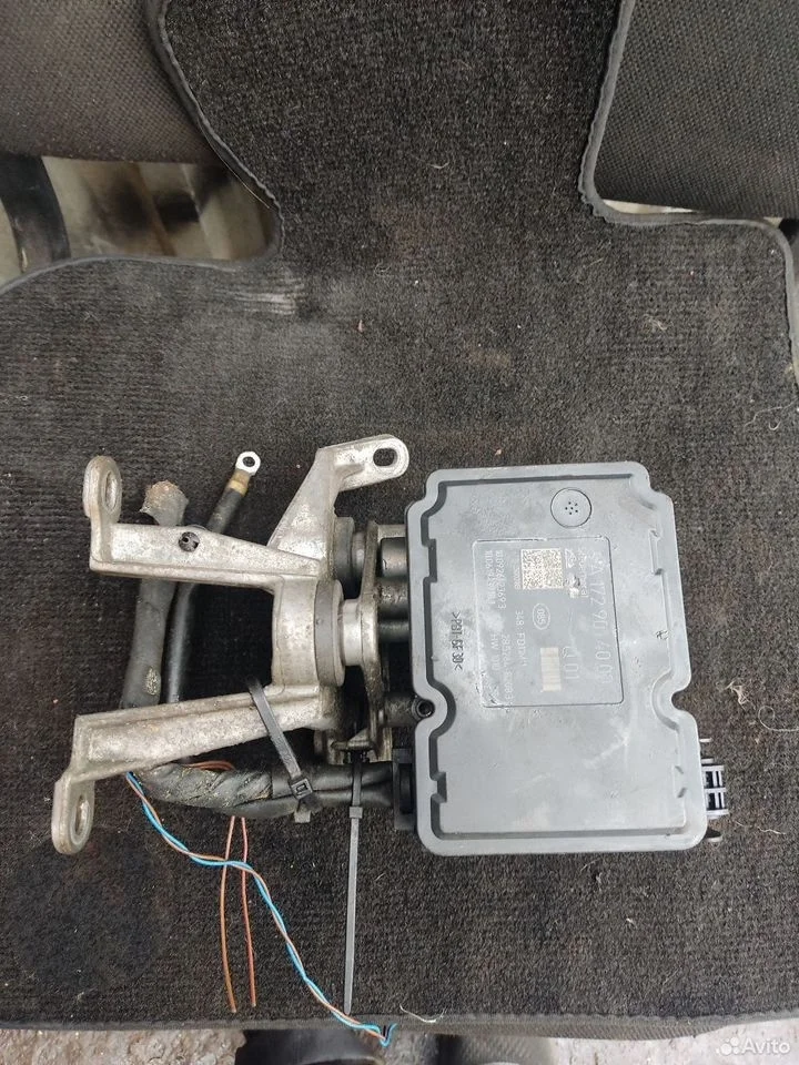 Блок abs mercedes glk x204