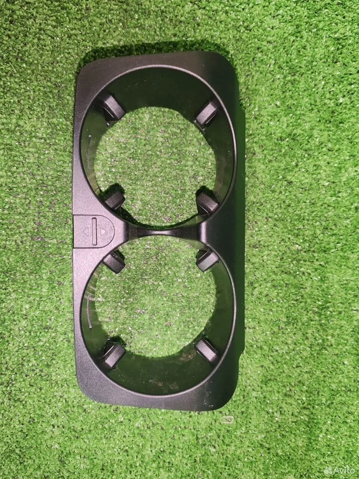 Подстоканик передний mercedes a2056800691