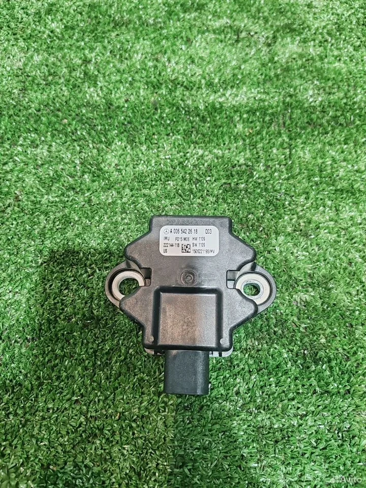 Датчик ускорения mercedes a0065422618
