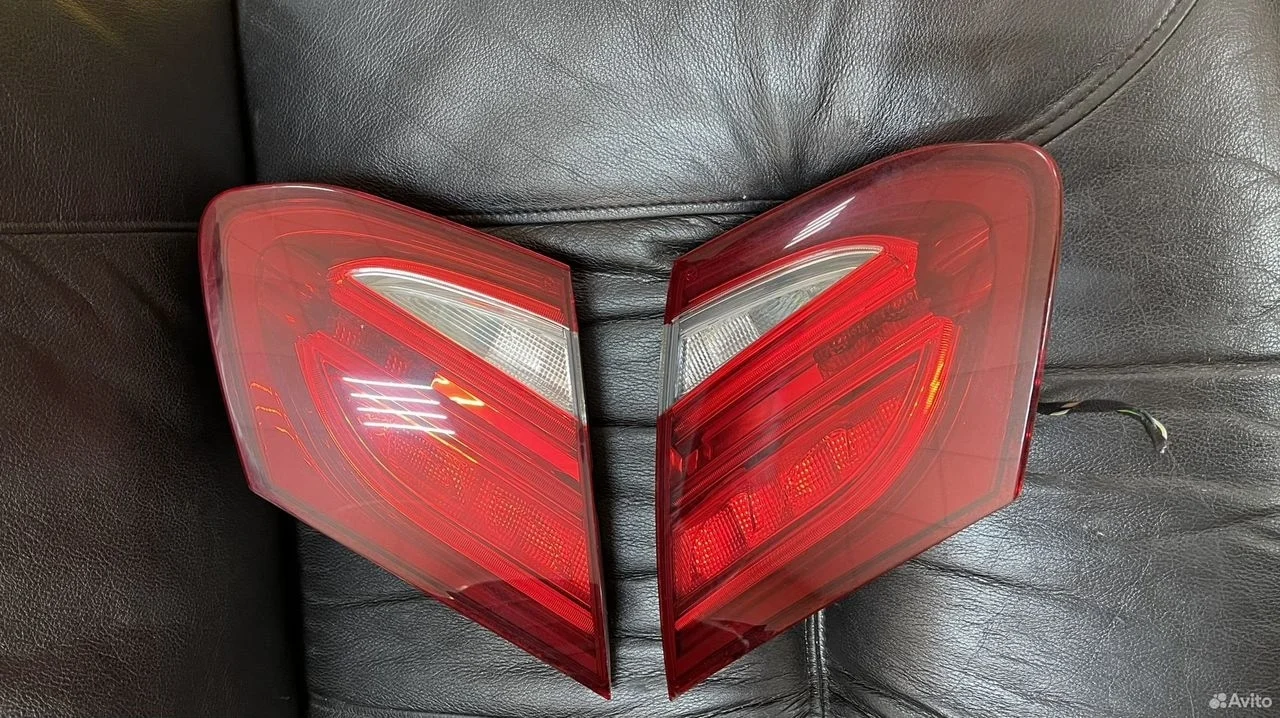 Фонарь в крышку багажника mercedes c205 оригинал