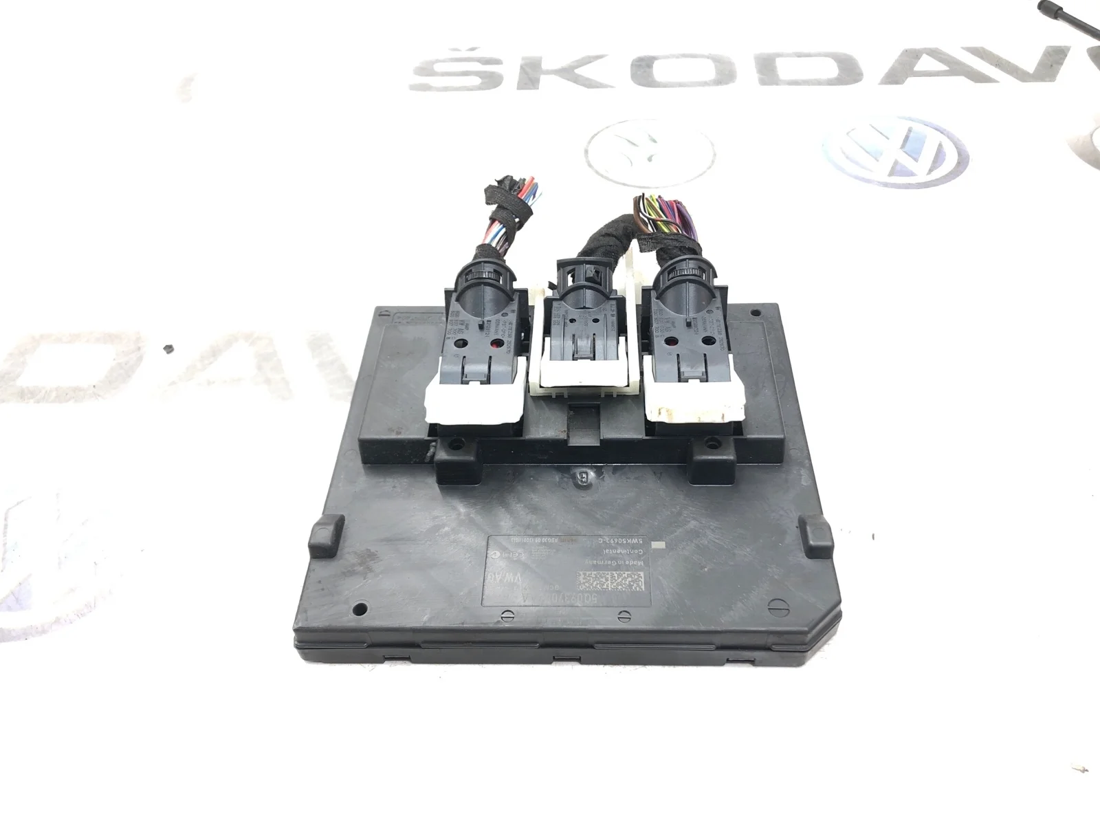 Блок комфорта BCM Skoda Octavia 5Q0937084AA A7 (5E)