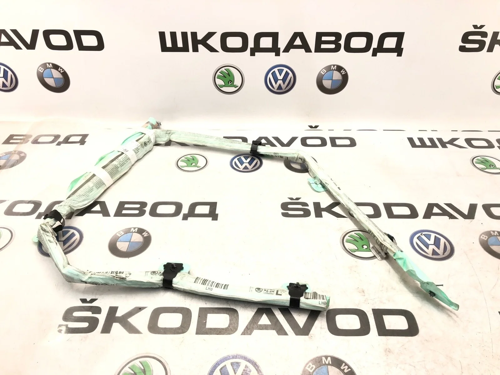 Подушка безопасности потолка шторка Skoda Octavia 5E0880741 A7 (5E), левая