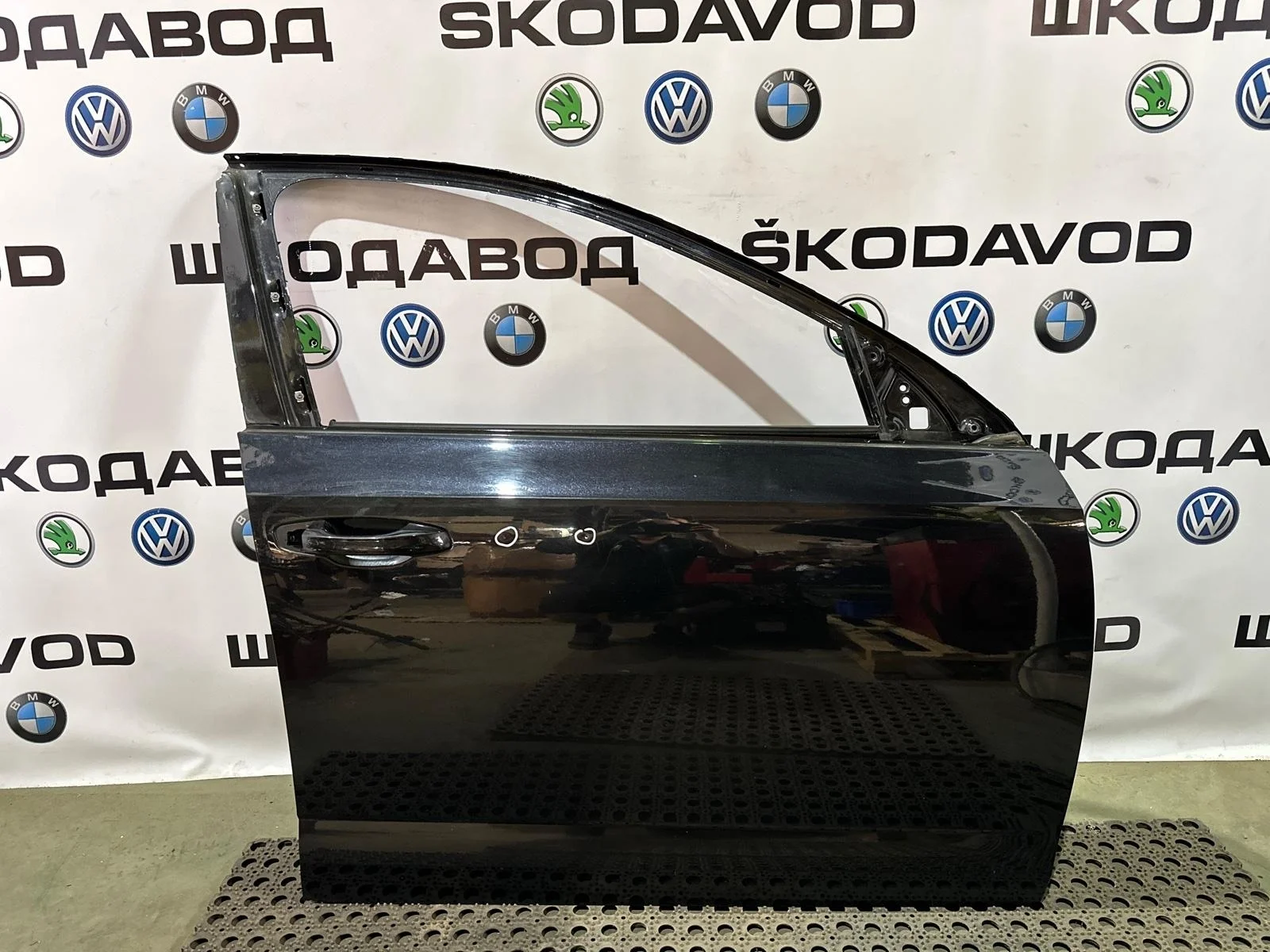 Дверь Skoda Octavia 5E0831052A A7 (5E), передняя правая
