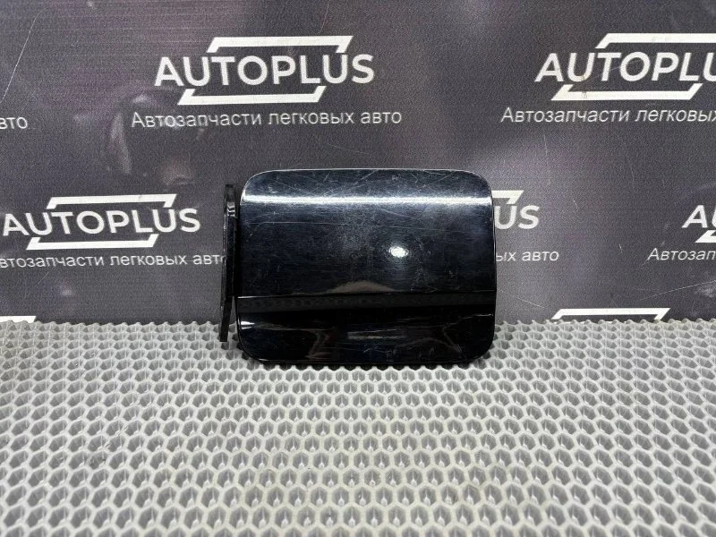 Лючок бензобака Hyundai Verna 695101E001 СЕДАН G4EE