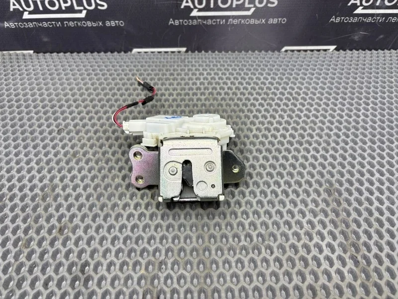 Замок багажника Mitsubishi Outlander 3 2013 5808A119 КРОССОВЕР 2.0 4B11