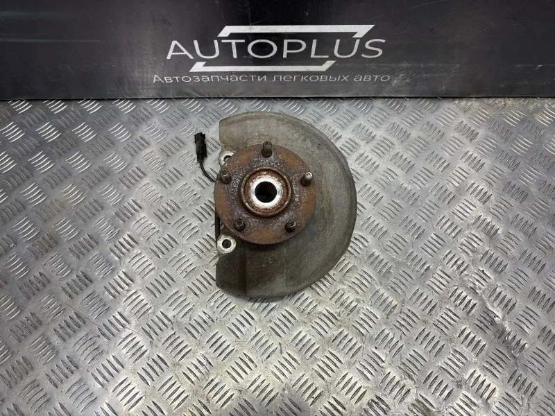 Поворотный кулак со ступицей Mitsubishi Outlander 3 2013 3870A007 КРОССОВЕР 2.0 4B11, передний левый