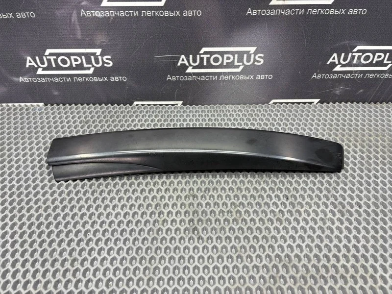 Заглушка рейлинга Mitsubishi Outlander 3 2013 7661A232 КРОССОВЕР 2.0 4B11, передняя правая