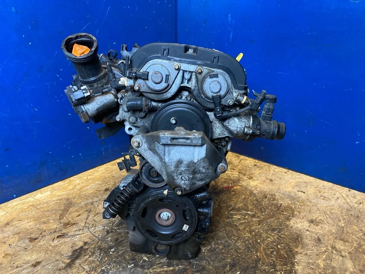 Двигатель Opel Corsa D 2012 95517727 1.4 A14XER