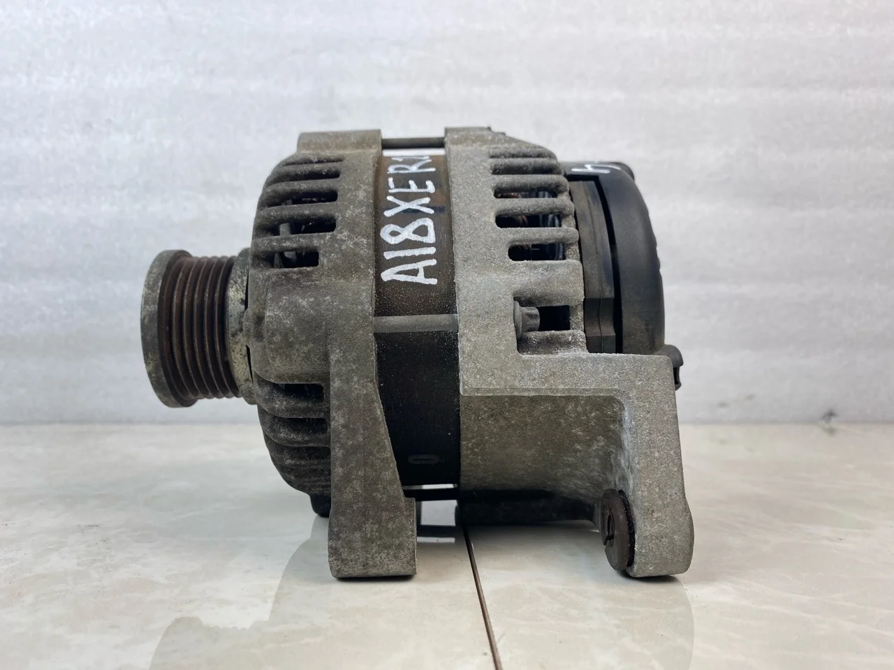 Генератор Opel Insignia 2008-2015 13579666 1.8 A18XER