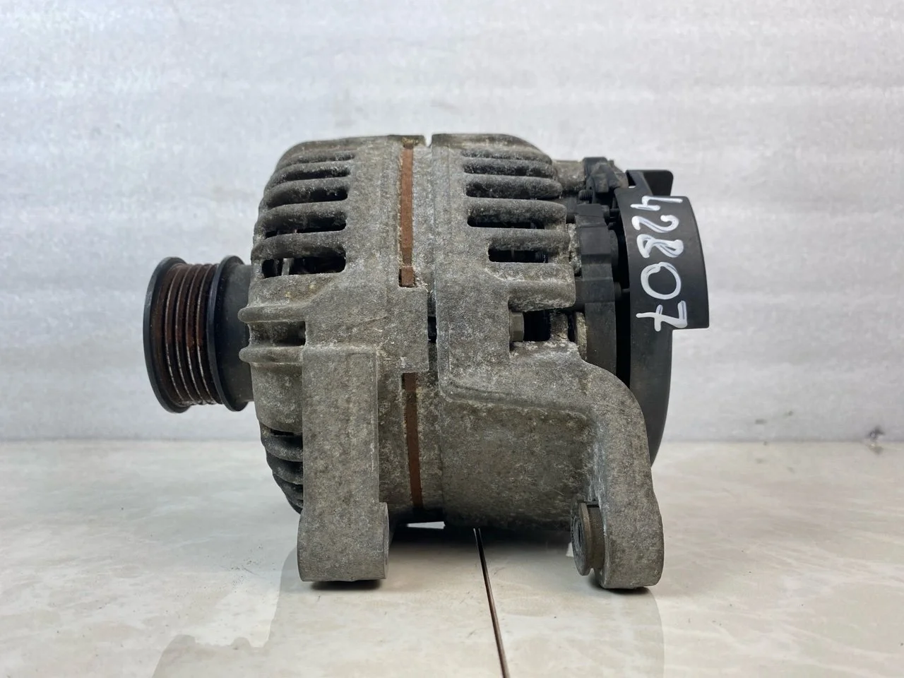 Генератор Opel Astra H 2004-2014 13229984 1.8 Z18XER