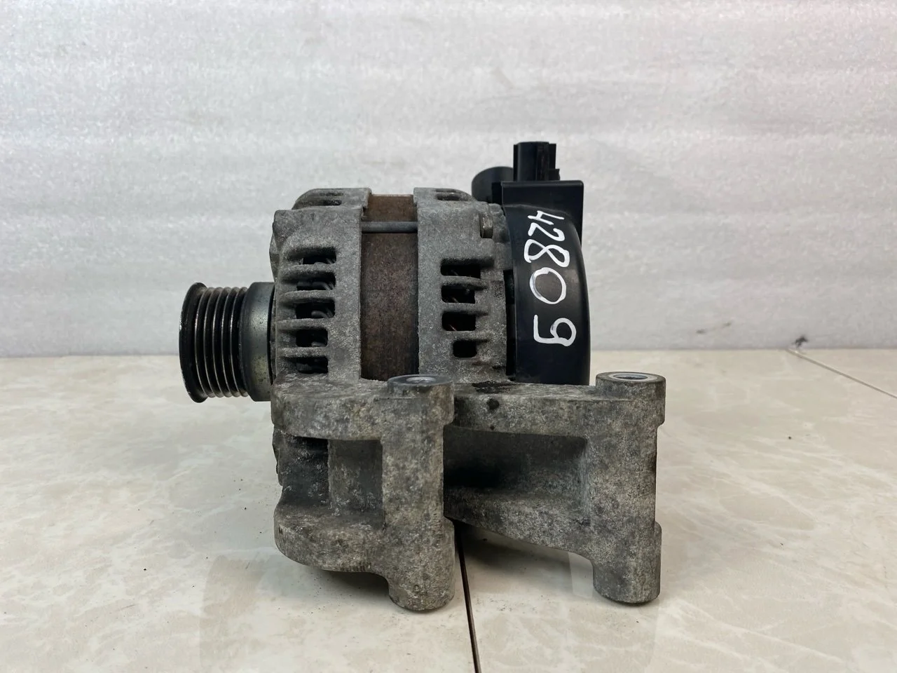 Генератор Ford Focus 2 2004-2011 3M5T10300LC 1.8 QQDB