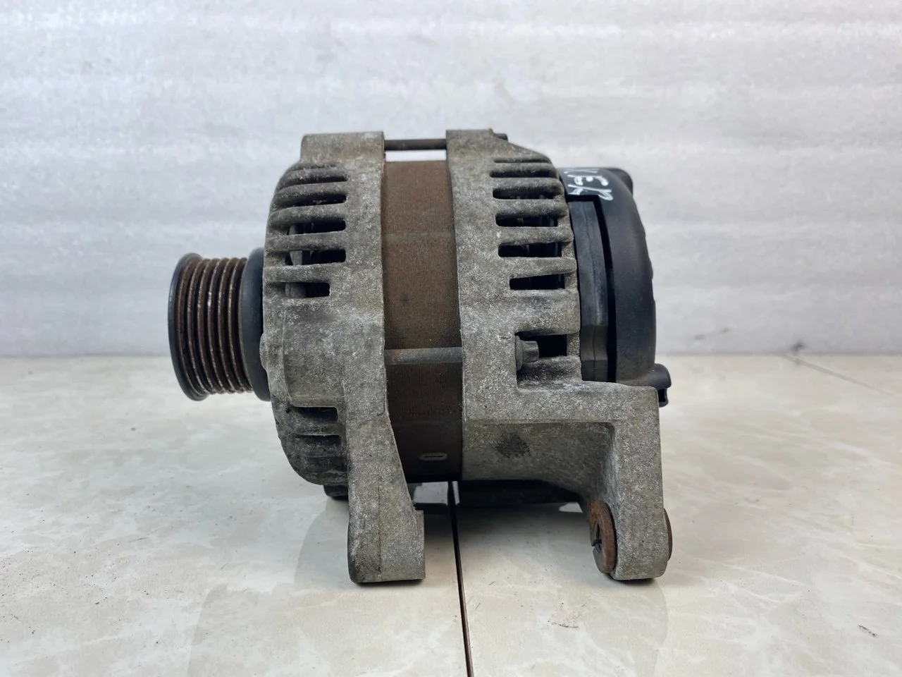 Генератор Opel Astra J 2009-2016 13579667 1.6 A16XER