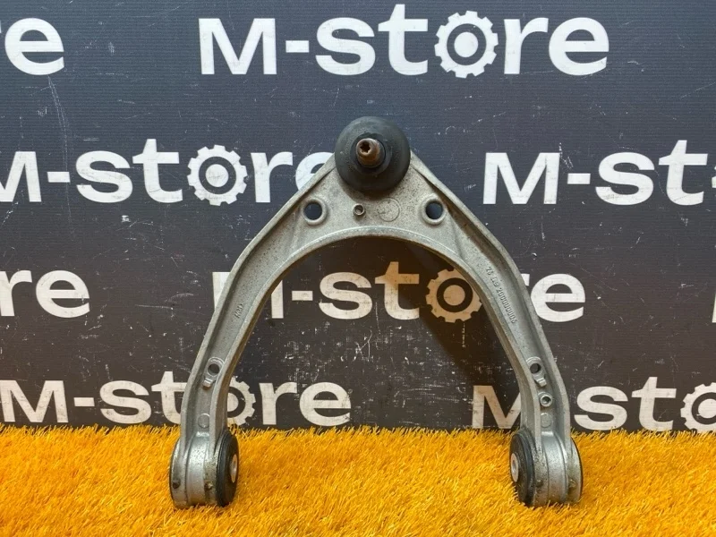 Рычаг подвески верхний Audi Q7 2007 7L0407047B 4L BAR, передний левый