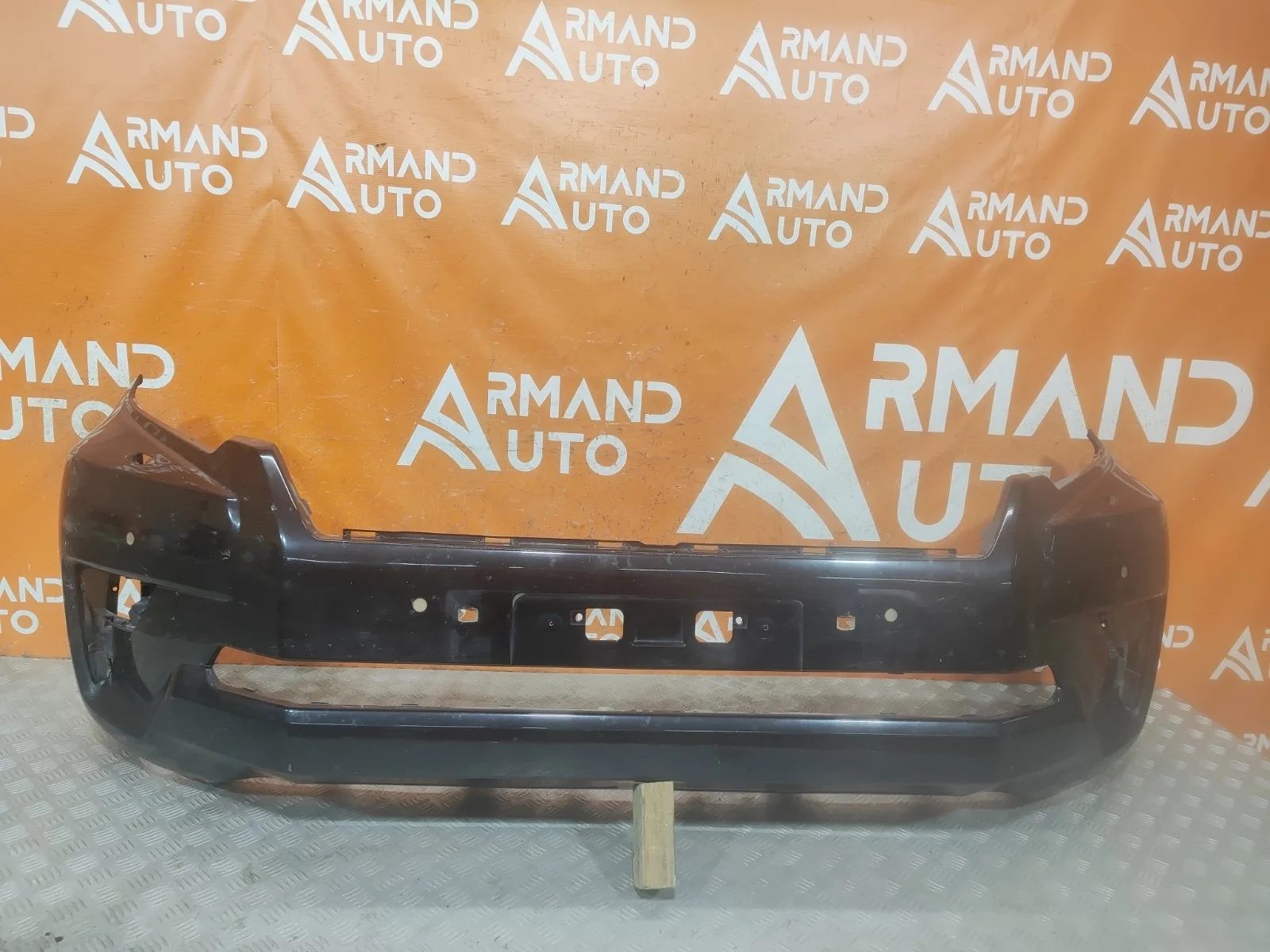 Бампер Toyota Land Cruiser Prado 2017-нв 150