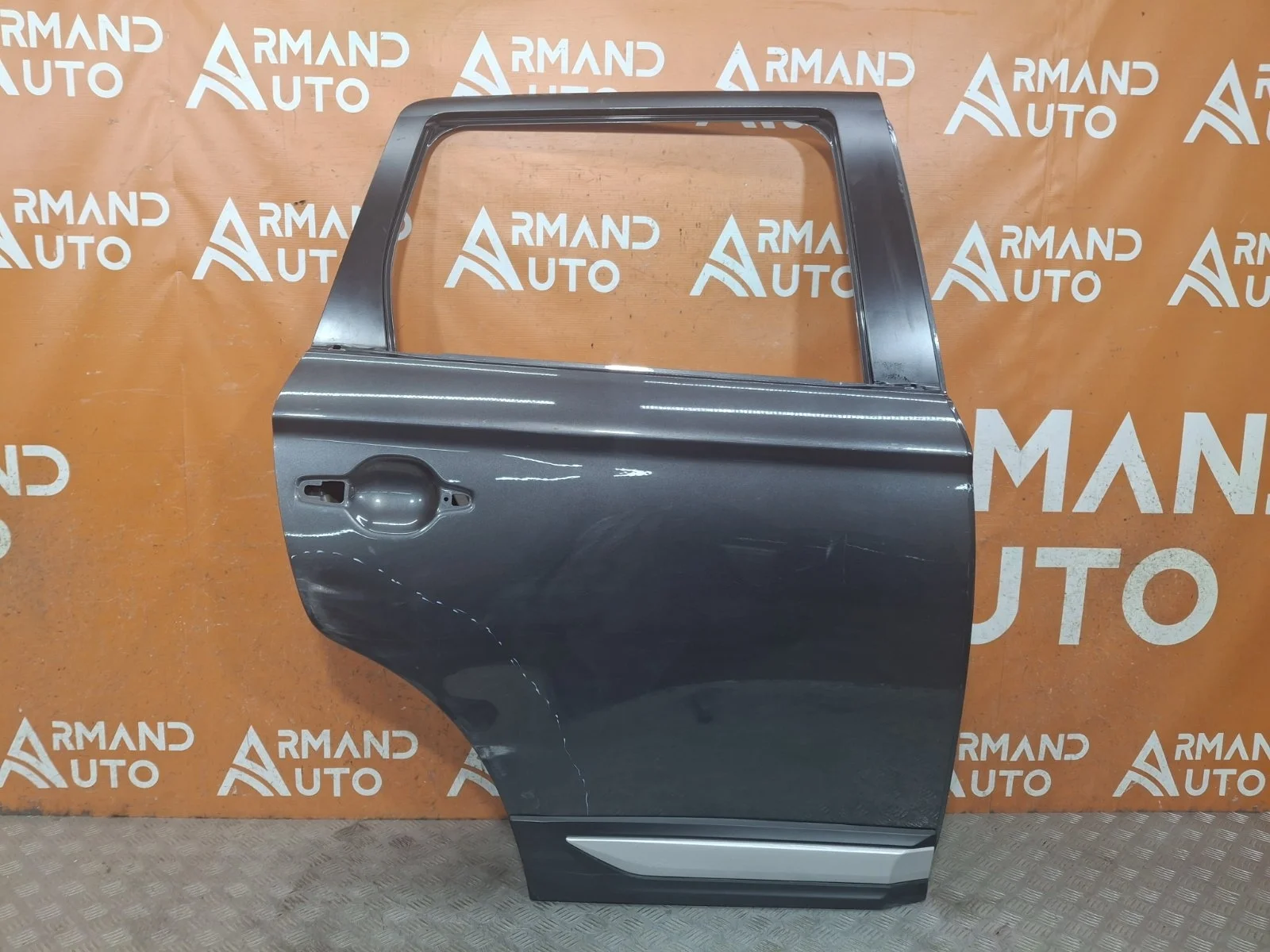 Дверь Mitsubishi Outlander 2015-нв 3