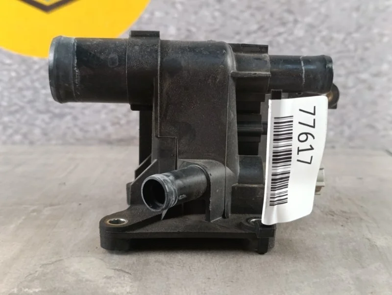 Переходник выпуска антифриза Mazda 3 2010 BL