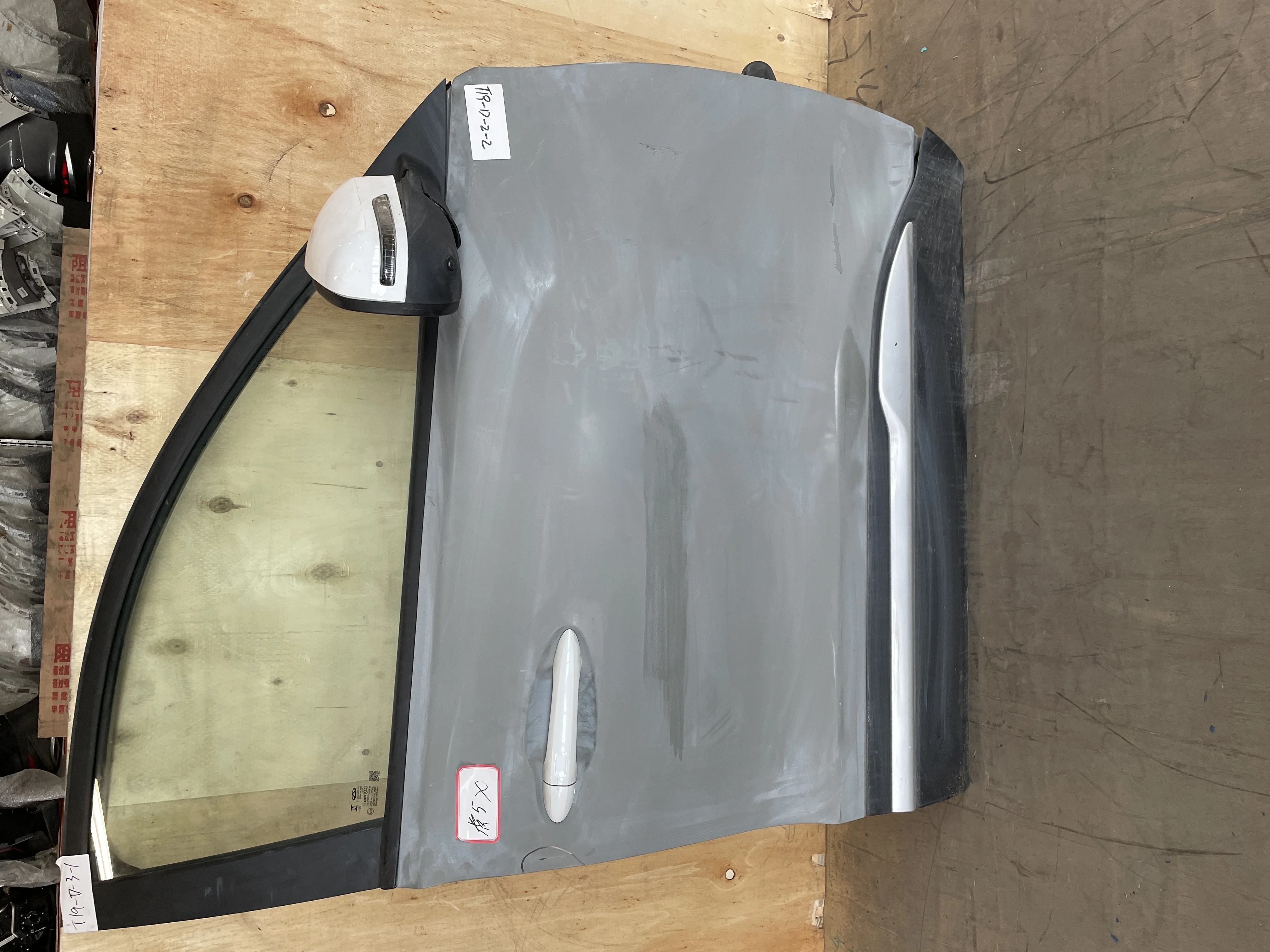 Дверь передняя правая в сборе 3258 Chery Tiggo 4 , J68-6101020-DY, если необходимо что-то снять с двери пишите или звоните, обсудим стоимость