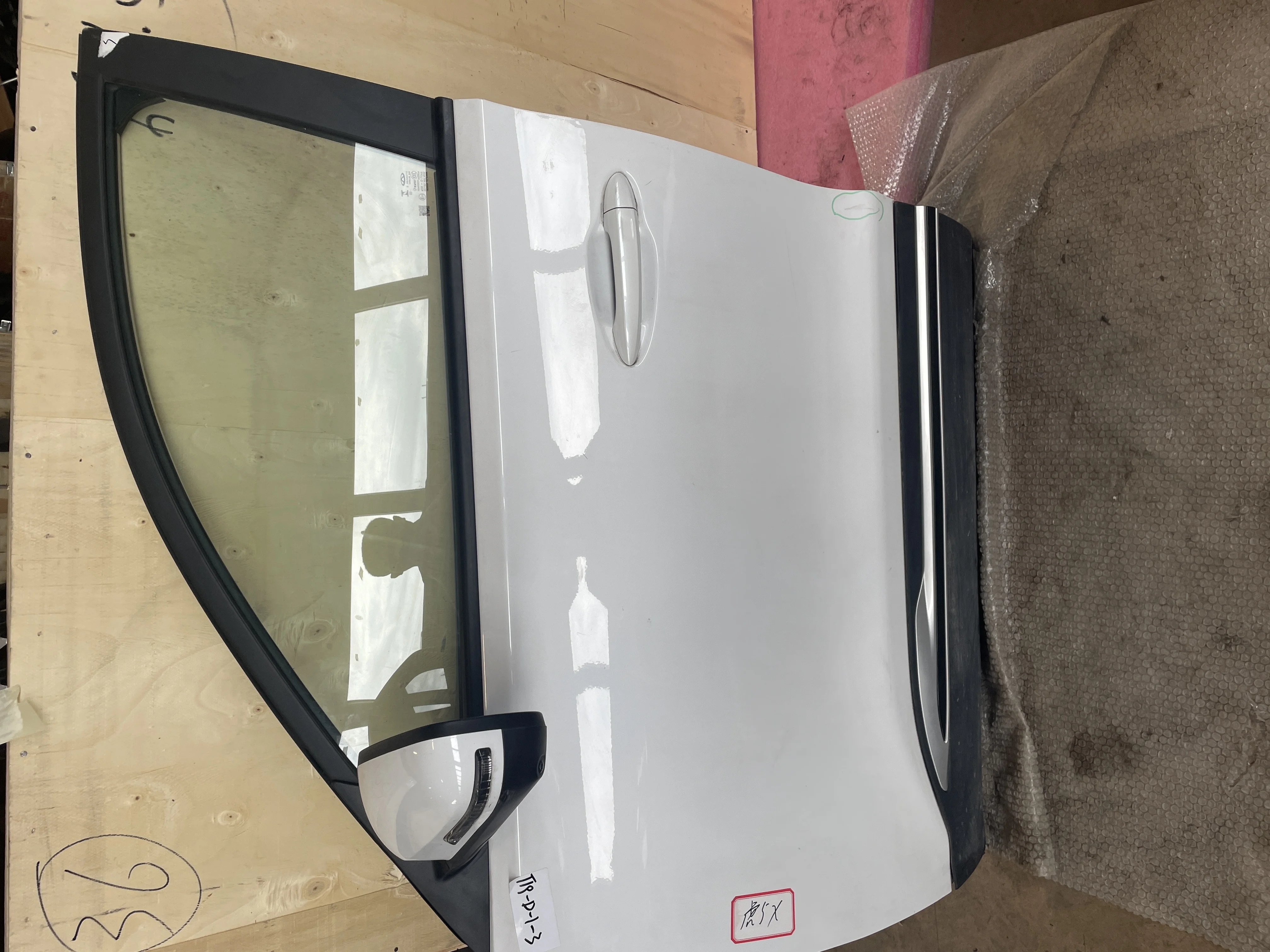 Дверь передняя левая T19. 3450   Chery Tiggo 4 Pro  J68-6101010-DY