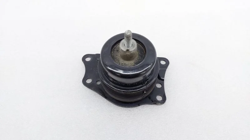Опора двигателя Skoda Rapid 2017 NH3