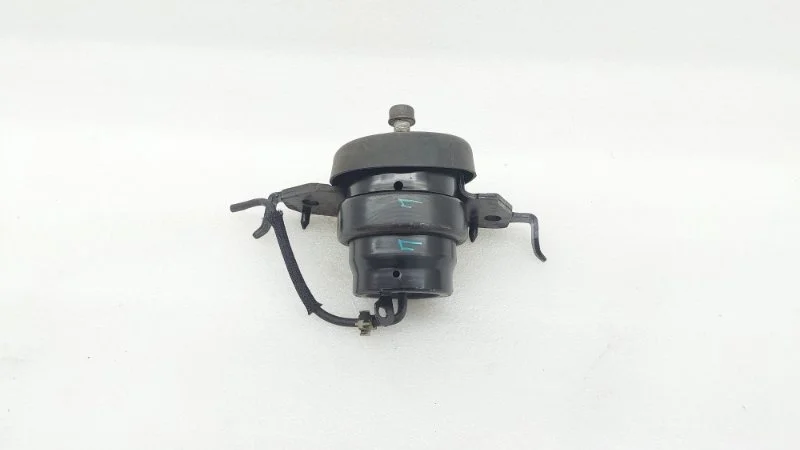 Опора двигателя Toyota Land Cruiser 2008