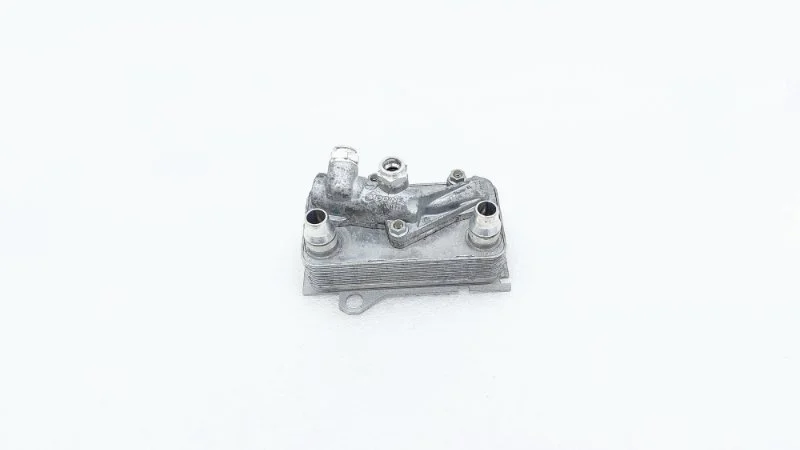 Радиатор масляный Mercedes-Benz C43 2018 C205